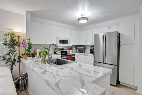 Купить кондоминиум в Мирамар, Флорида 3 спальни, 136.57м2, № 2000357 - фото 9