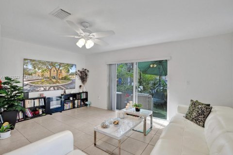 Купить кондоминиум в Мирамар, Флорида 3 спальни, 136.57м2, № 2000357 - фото 7