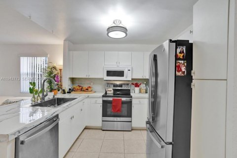 Купить кондоминиум в Мирамар, Флорида 3 спальни, 136.57м2, № 2000357 - фото 6