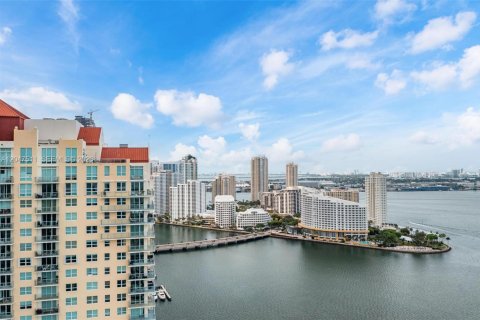 Condo in Miami, Florida, 1 bedroom  № 2261090 - photo 22