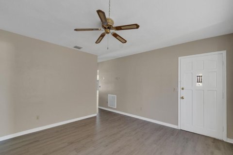 Casa en venta en St. Lucie, Florida, 2 dormitorios, 100.52 m2 № 2077353 - foto 17