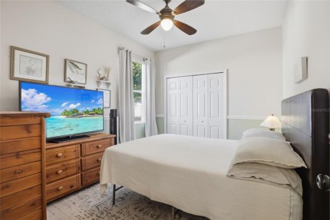 Casa en venta en Orlando, Florida, 5 dormitorios, 221.29 m2 № 2215677 - foto 12