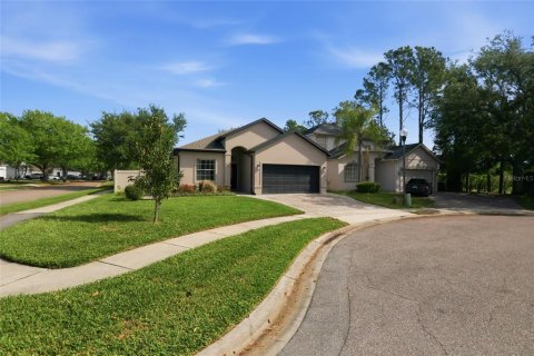 Casa en venta en Orlando, Florida, 5 dormitorios, 221.29 m2 № 2215677 - foto 3