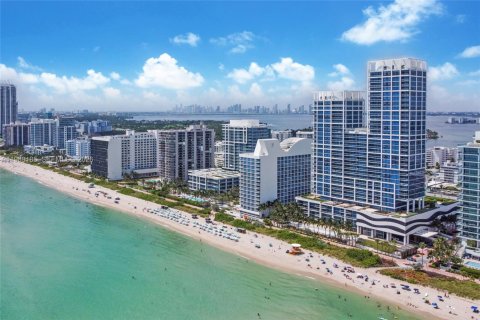 Copropriété à louer à Miami Beach, Floride: 2 chambres, 119.84 m2 № 2051467 - photo 11