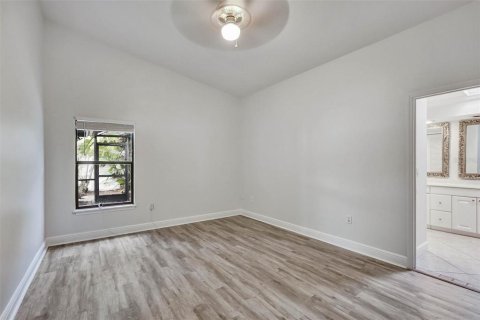 Купить кондоминиум в Сарасота, Флорида 7 комнат, 160.81м2, № 1435931 - фото 26
