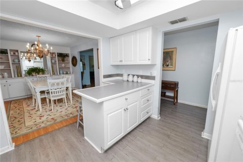 House in Lakeland, Florida 2 bedrooms, 165.64 sq.m. № 1847962 - photo 9