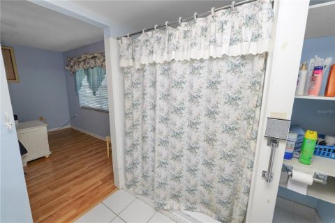 House in Lakeland, Florida 2 bedrooms, 165.64 sq.m. № 1847962 - photo 24