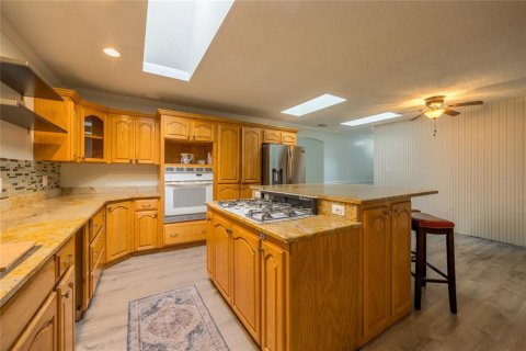 Casa en venta en Tampa, Florida, 3 dormitorios, 228.54 m2 № 1828537 - foto 7