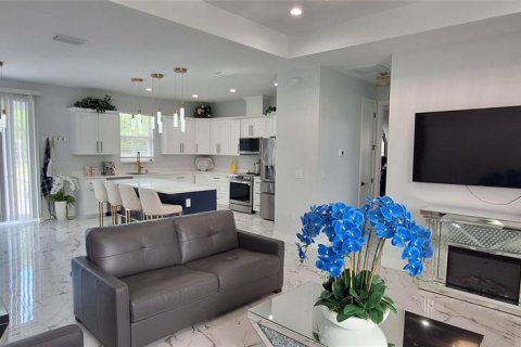 Casa en venta en Webster, Florida, 3 dormitorios, 167.22 m2 № 2206360 - foto 7