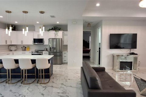 Casa en venta en Webster, Florida, 3 dormitorios, 167.22 m2 № 2206360 - foto 15