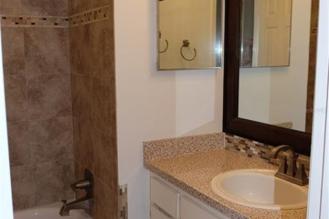 Condominio en venta en Tampa, Florida, 2 dormitorios, 104.05 m2 № 2408406 - foto 17