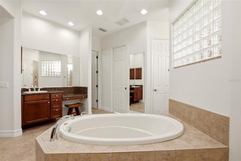 Villa ou maison à vendre à Sarasota, Floride: 4 chambres, 439.71 m2 № 2123931 - photo 27