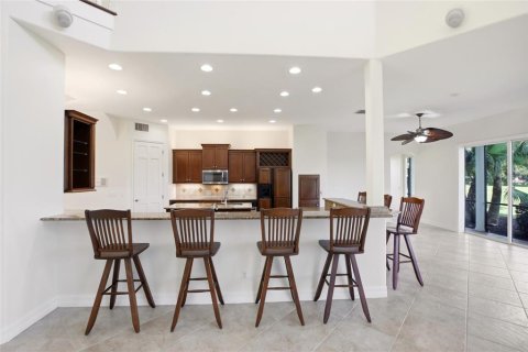 Villa ou maison à vendre à Sarasota, Floride: 4 chambres, 439.71 m2 № 2123931 - photo 10
