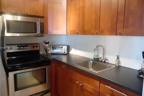 Condo à Deerfield Beach, Floride, 1 chambre  № 2046025