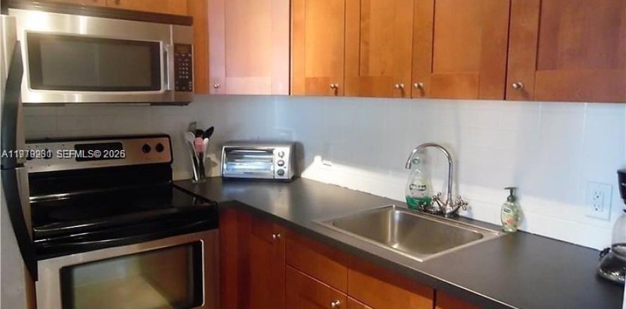 Condo à Deerfield Beach, Floride, 1 chambre  № 2046025