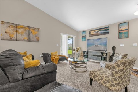 Casa en venta en Eagle Lake, Florida, 3 dormitorios, 137.5 m2 № 1914946 - foto 4
