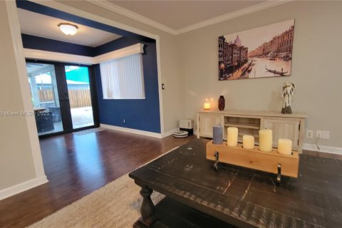 House in Coral Springs, Florida 4 bedrooms, 181.53 sq.m. № 1777815 - photo 9