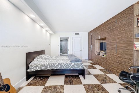 Condo in Aventura, Florida, 4 bedrooms  № 1934497 - photo 30