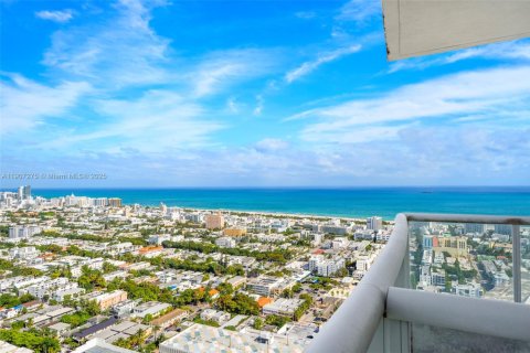 Condominio en venta en Miami Beach, Florida, 2 dormitorios, 142.7 m2 № 2018549 - foto 20