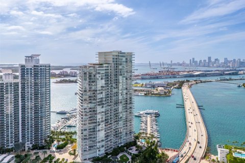 Condominio en venta en Miami Beach, Florida, 2 dormitorios, 142.7 m2 № 2018549 - foto 17
