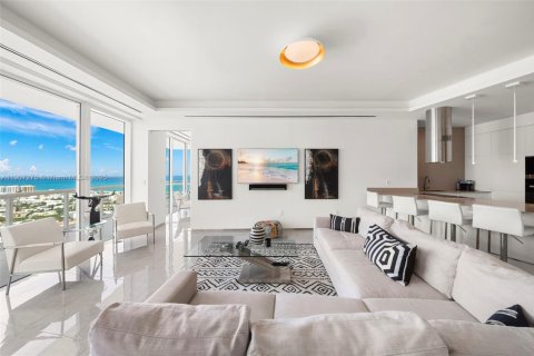 Condominio en venta en Miami Beach, Florida, 2 dormitorios, 142.7 m2 № 2018549 - foto 6