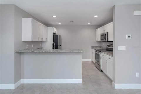 Apartment in Rotonda, Florida 3 bedrooms, 122.91 sq.m. № 2106507 - photo 7
