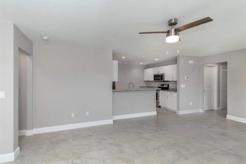 Apartment in Rotonda, Florida 3 bedrooms, 122.91 sq.m. № 2106507 - photo 9
