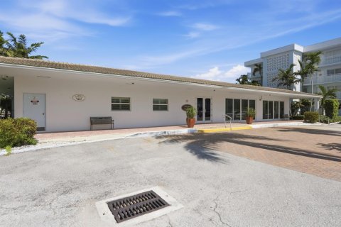 Condo in Boynton Beach, Florida, 2 bedrooms  № 2193258 - photo 30