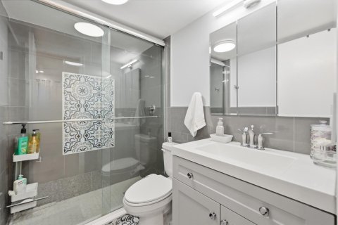 Condo in Boynton Beach, Florida, 2 bedrooms  № 2193258 - photo 23