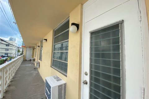Condominio en venta en Miami Beach, Florida, 1 dormitorio, 41.81 m2 № 1950581 - foto 14