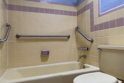 Condominio en venta en Miami Beach, Florida, 1 dormitorio, 41.81 m2 № 1950581 - foto 11