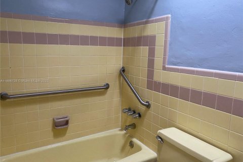 Condominio en venta en Miami Beach, Florida, 1 dormitorio, 41.81 m2 № 1950581 - foto 10