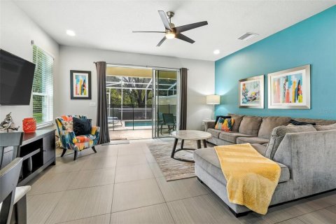 Townhouse in Clermont, Florida 3 bedrooms, 140.47 sq.m. № 1810431 - photo 4