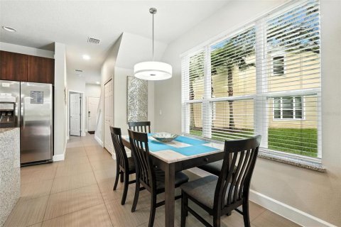 Townhouse in Clermont, Florida 3 bedrooms, 140.47 sq.m. № 1810431 - photo 19