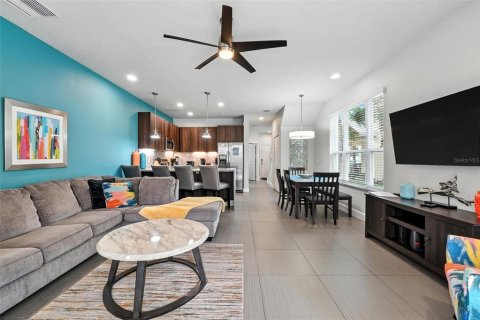Townhouse in Clermont, Florida 3 bedrooms, 140.47 sq.m. № 1810431 - photo 23