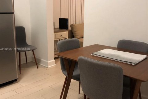 Appartement à louer à Miami, Floride: 2 chambres, 78.97 m2 № 1999582 - photo 6