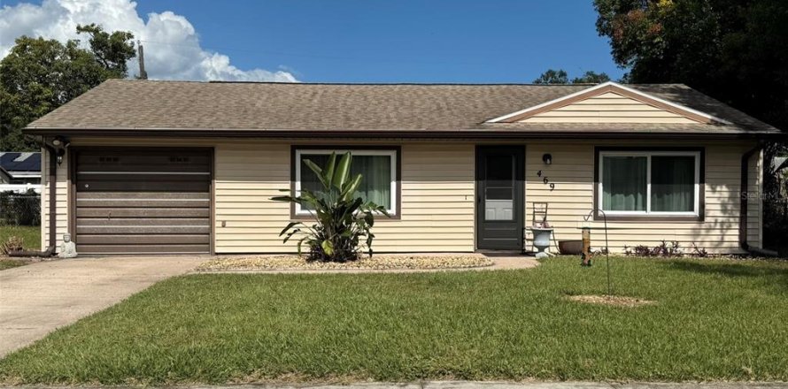 House in Port Orange, Florida 2 bedrooms, 84.54 sq.m. № 2427189