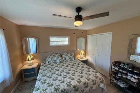 House in Port Orange, Florida 2 bedrooms, 84.54 sq.m. № 2427189 - photo 7
