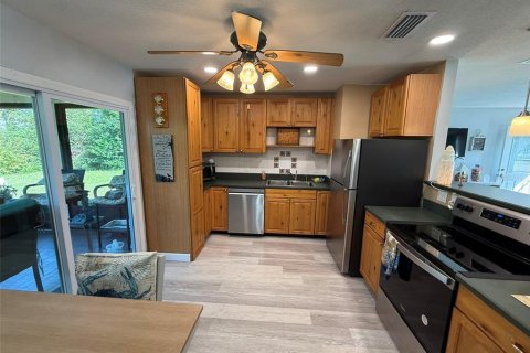 House in Port Orange, Florida 2 bedrooms, 84.54 sq.m. № 2427189 - photo 17