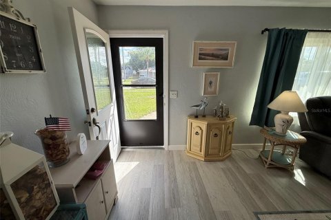 House in Port Orange, Florida 2 bedrooms, 84.54 sq.m. № 2427189 - photo 15