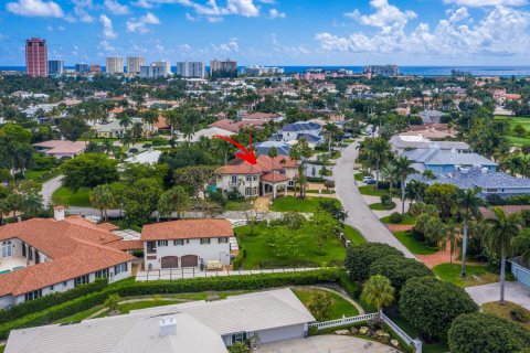 Casa en alquiler en Boca Raton, Florida, 6 dormitorios, 482.44 m2 № 705887 - foto 1