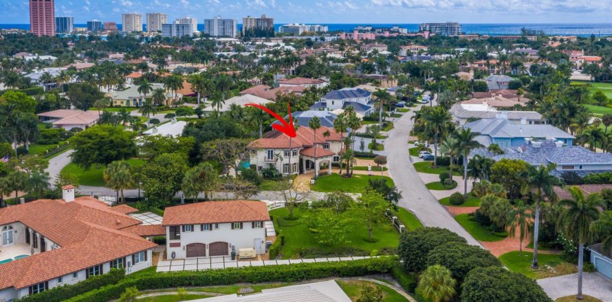 Villa ou maison à Boca Raton, Floride 6 chambres, 482.44 m2 № 705887