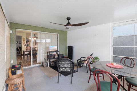 House in Winter Park, Florida 3 bedrooms, 142.42 sq.m. № 2105174 - photo 21