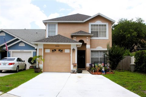 House in Winter Park, Florida 3 bedrooms, 142.42 sq.m. № 2105174