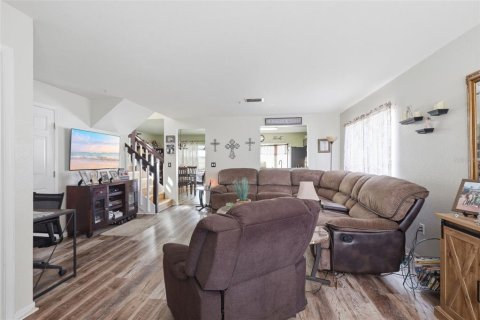 House in Winter Park, Florida 3 bedrooms, 142.42 sq.m. № 2105174 - photo 4