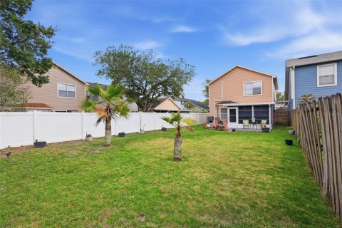 House in Winter Park, Florida 3 bedrooms, 142.42 sq.m. № 2105174 - photo 26