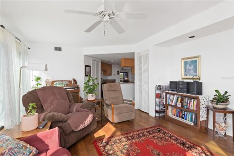 Condominio en venta en Punta Gorda, Florida, 2 dormitorios, 177.72 m2 № 1723882 - foto 18