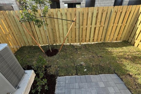 Adosado en alquiler en Florida City, Florida, 3 dormitorios, 146.23 m2 № 2059480 - foto 29