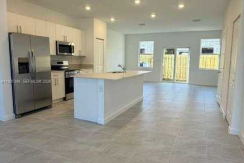 Adosado en alquiler en Florida City, Florida, 3 dormitorios, 146.23 m2 № 2059480 - foto 7