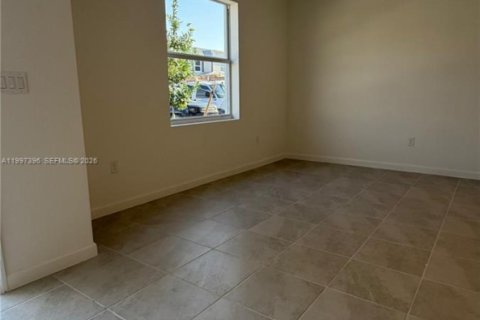 Adosado en alquiler en Florida City, Florida, 3 dormitorios, 146.23 m2 № 2059480 - foto 11